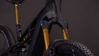 Elektrokolo CUBE STEREO Hybrid ONE44 HPC AT 800 carbon´n´gold 2026