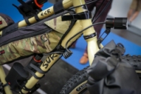 držák Knog PWR Frame mount-na rám