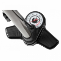 hustilka Zefal Profil Max FP30 nožní stříbrná