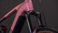 Elektrokolo CUBE STEREO Hybrid ONE44 PRO 800 shiftblush´n´raisin 2026