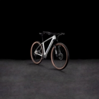 Horské kolo CUBE REACTION C:62 RACE sleekgrey 'n' prism 2025