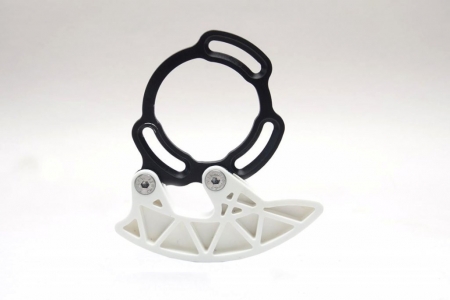 chránič převodníku ShamanRacing Defender EVO ISCG 05 bílý